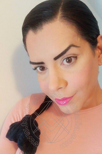 Foto selfie 18 di Lucy Praga transescort Vibo Valentia