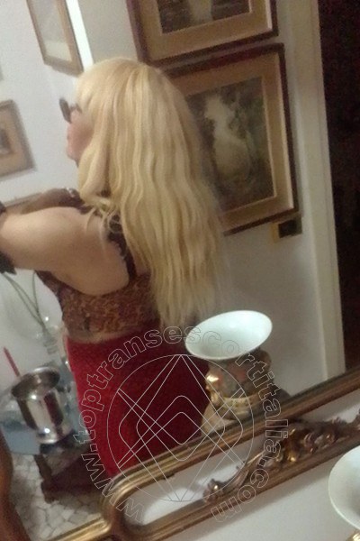Foto selfie 556 di Nicole Vip Venturiny transescort Milano
