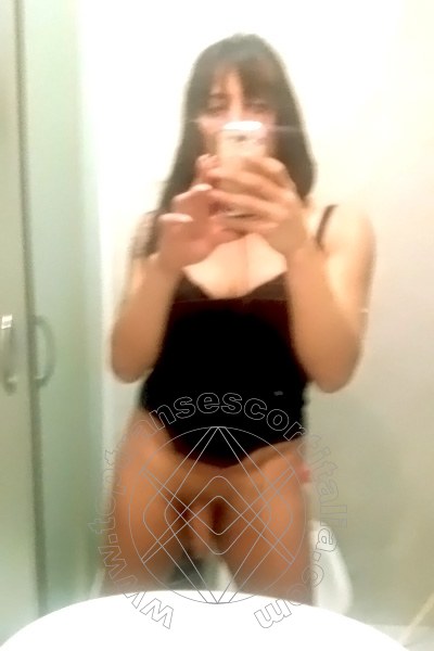 Foto selfie hot 10 di Alessandra Dior transescort Isernia