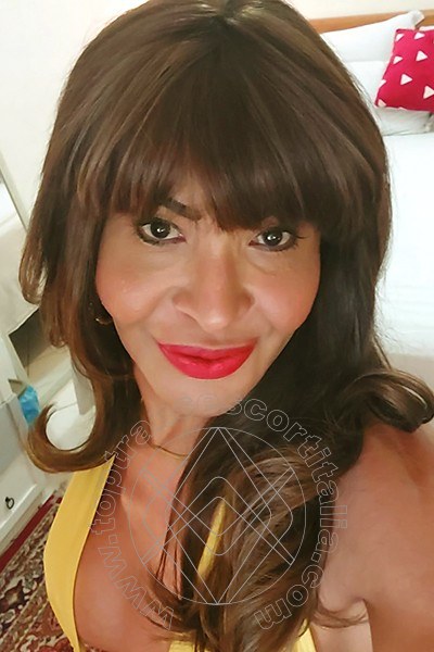 Foto selfie 62 di Tainá Oliveira transescort Prato