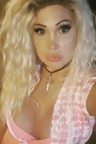 Foto selfie 21 di Yasmin Angel transescort Lido Di Dante