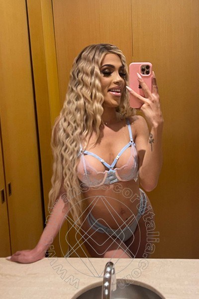 Foto selfie 5 di Sofia Rabello transescort Milano