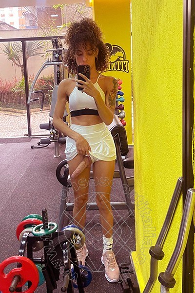Foto selfie hot 3 di Sofia Rabello transescort Milano