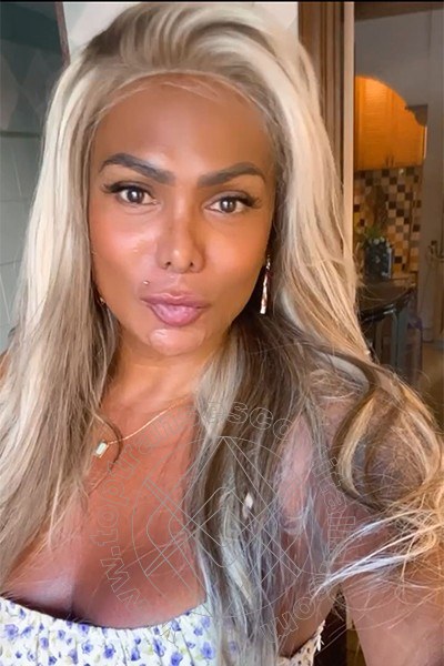 Foto selfie 7 di Carolina Hot transescort Lecce