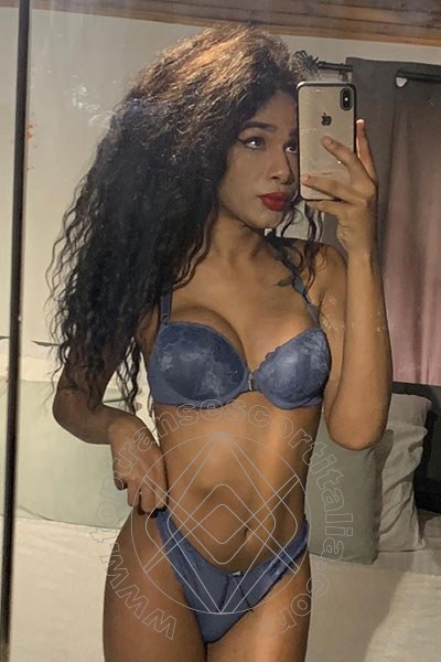 Foto selfie 9 di Miele transescort Novara