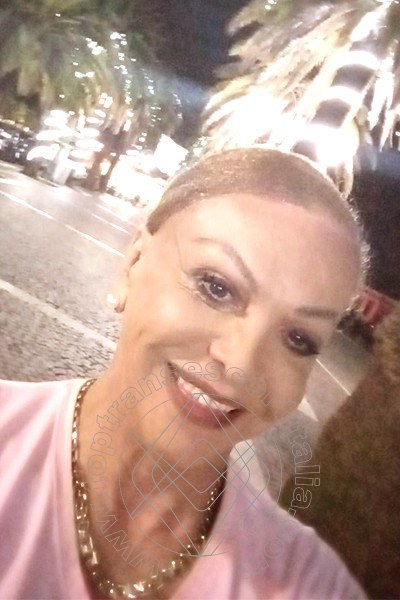 Foto selfie 3 di Claudia transescort Losanna