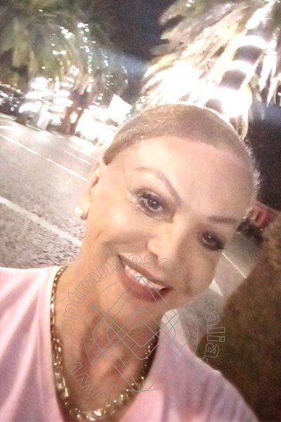 Foto selfie 20 di Claudia transescort Losanna