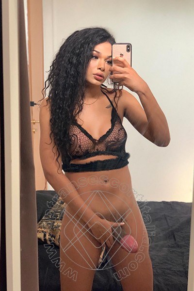 Foto selfie hot 8 di Miele transescort Legnano