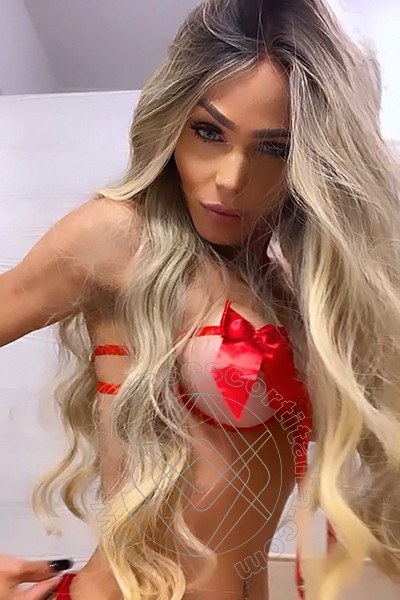 Foto selfie 48 di Fernanda Ambrosio transescort Milano