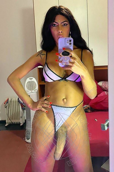 Foto selfie hot 2 di Vick Campana transescort Roma