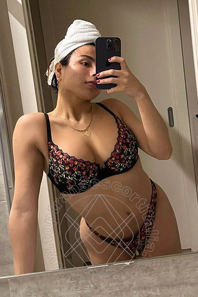 Foto selfie 25 di Sara Efrons transescort Roma