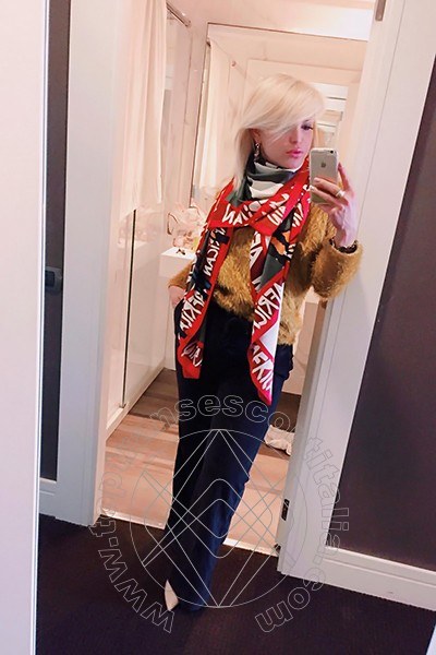 Foto selfie 122 di Mary Blond transescort Biella