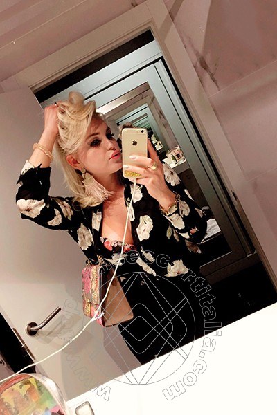 Foto selfie 121 di Mary Blond transescort Biella