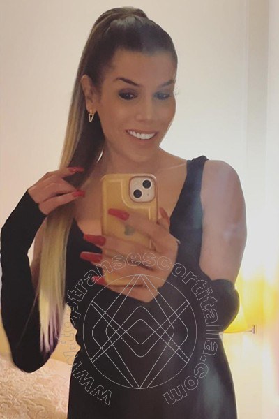 Foto selfie 15 di Chloe' Diamond Mazzini Pornostar transescort Silvi Marina