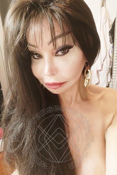 Foto selfie 5 di Luciana Hot transescort Bergamo