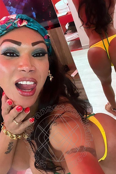 Foto selfie 29 di Jhoany Wilker Pornostar transescort Bari