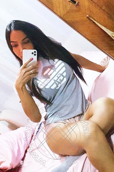 Foto selfie 1 di Paola Bambola transescort Reggio Calabria