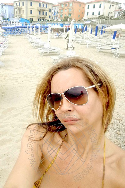 Foto selfie 3 di Danna Swarovski transescort Livorno