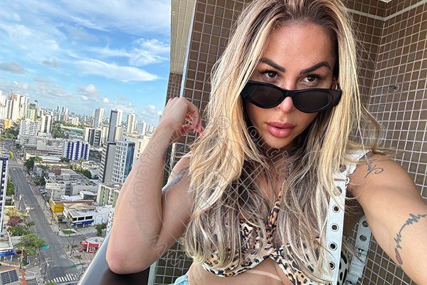 Foto selfie 35 di Bruna Dantas transescort Roma
