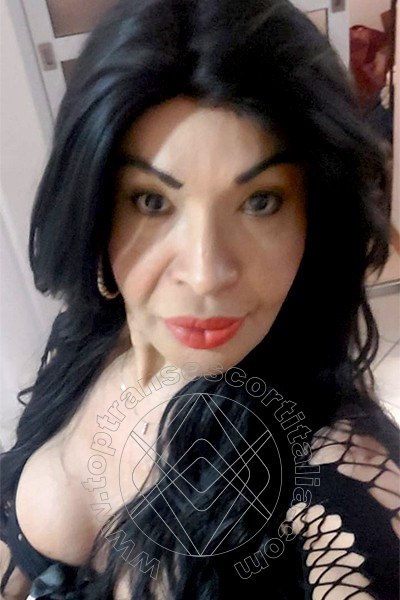 Foto selfie 47 di Tainá Oliveira transescort Prato