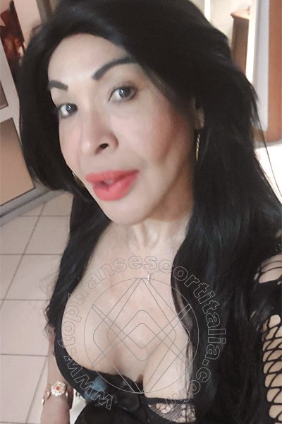 Foto selfie 44 di Tainá Oliveira transescort Prato