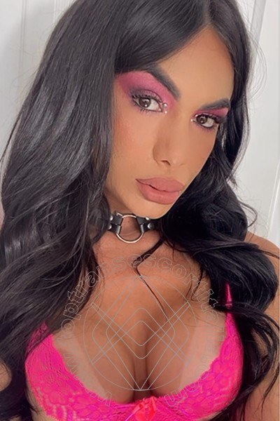 Foto selfie 13 di Kelly Melo Pornostar transescort Bari