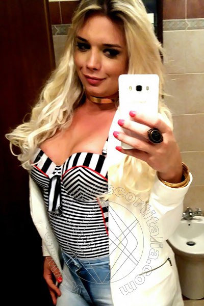 Foto selfie 2 di Bruna Zelnik transescort Castellón De La Plana