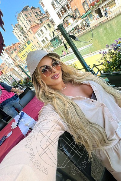 Foto selfie 7 di Gabi Sampaio transescort Desenzano Del Garda