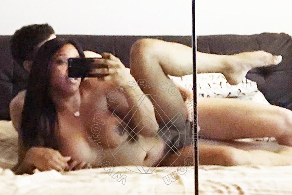 Foto selfie hot 13 di Adriana transescort Napoli