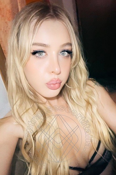 Foto selfie 103 di Rossana Bulgari Italiana transescort Foggia