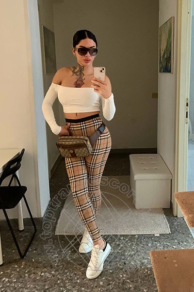 Foto selfie 27 di Rebecca Hot transescort Roma