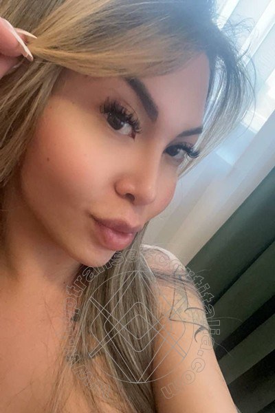 Foto selfie 25 di Dafne Pornostar transescort Viareggio
