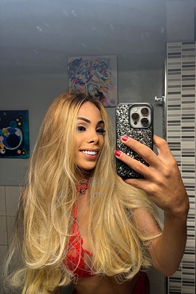 Foto selfie 14 di Nayara Bambolina transescort Firenze