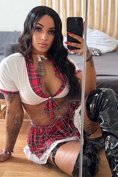 Foto selfie 10 di Rafaella Oliveira transescort Lecce