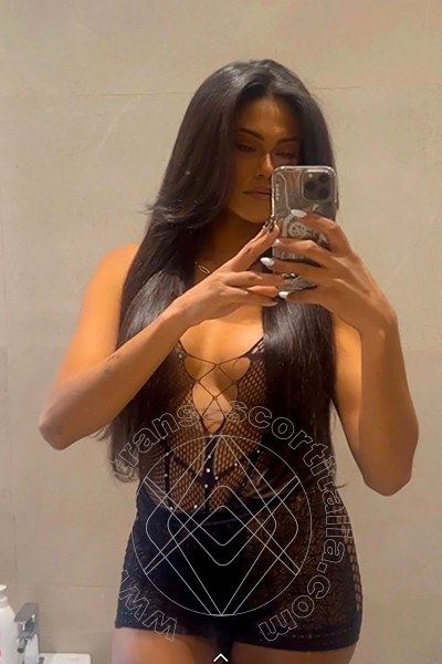 Foto selfie 1 di Aline Ketson Pornostar transescort Porto Recanati