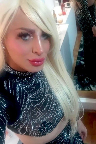 Foto selfie di Luna Guess transescort Follonica
