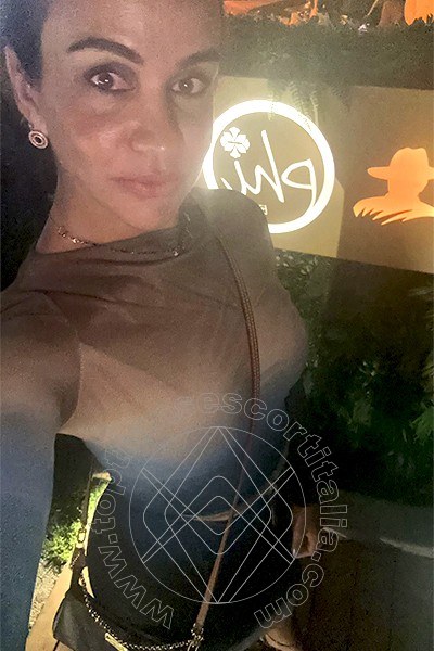 Foto selfie 34 di Camilla Honey transescort Bergamo