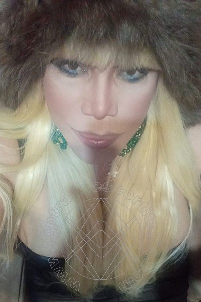 Foto selfie 405 di Nicole Vip Venturiny transescort Milano