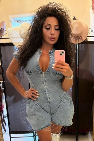 Foto selfie 2 di Paola Puglia transescort Napoli