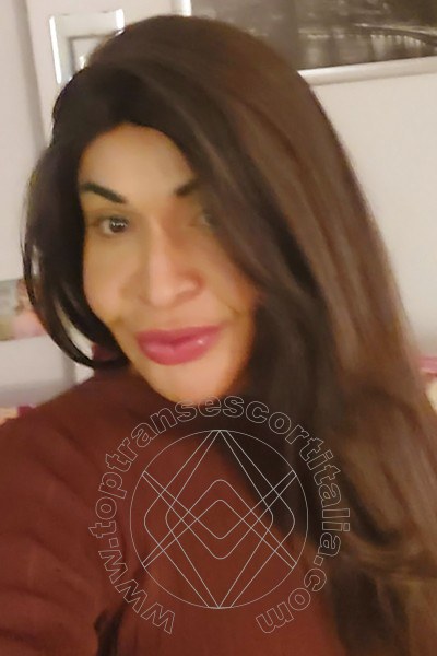 Foto selfie 7 di Tainá Oliveira transescort Prato