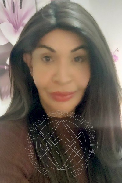 Foto selfie 40 di Tainá Oliveira transescort Prato