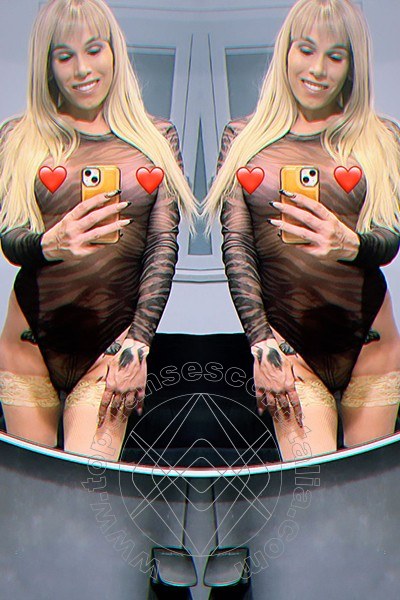 Foto selfie di Chloe' Diamond Mazzini Pornostar transescort Roseto Degli Abruzzi