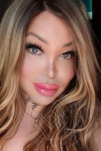 Foto selfie 27 di Roxanne transescort Crotone