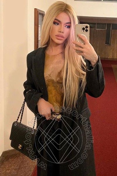 Foto selfie 59 di Rafaella Menicucci Xxl transescort Napoli