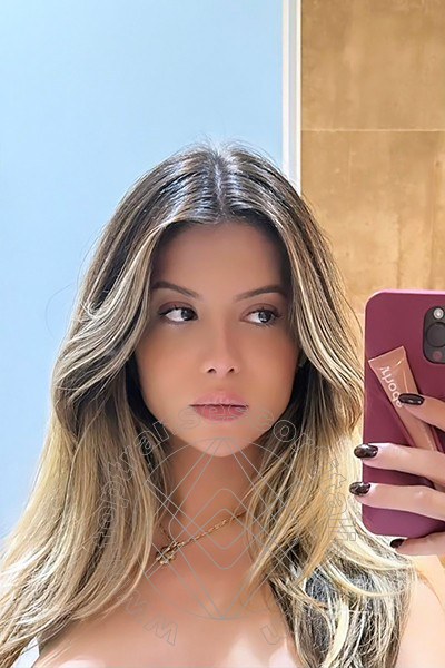 Foto selfie 7 di Leticia transescort Milano