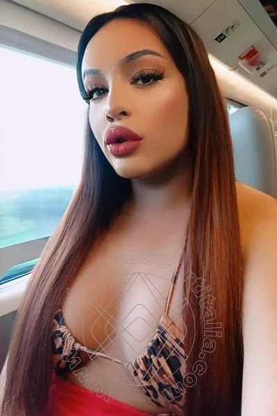 Foto selfie 8 di Ayda Gold transescort Lugano