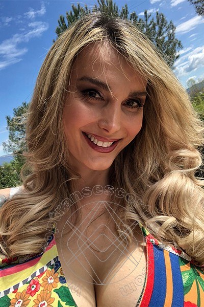 Foto selfie 11 di Sarah Herrera transescort Viterbo
