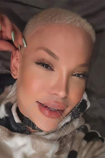 Foto selfie 15 di Luna Marks Pornostar transescort Trieste