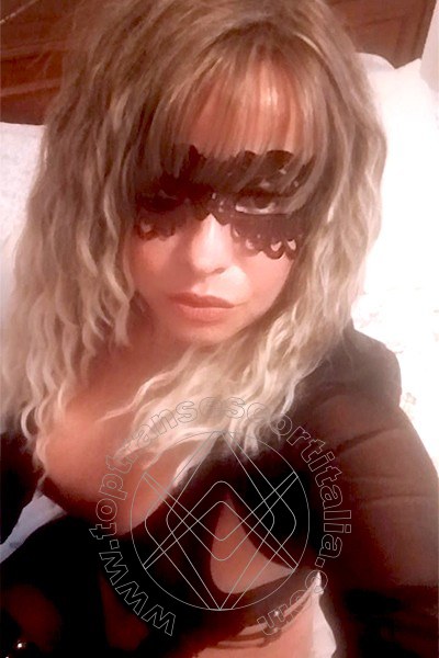 Foto selfie 9 di Sexy Diavolina transescort Villa Rosa
