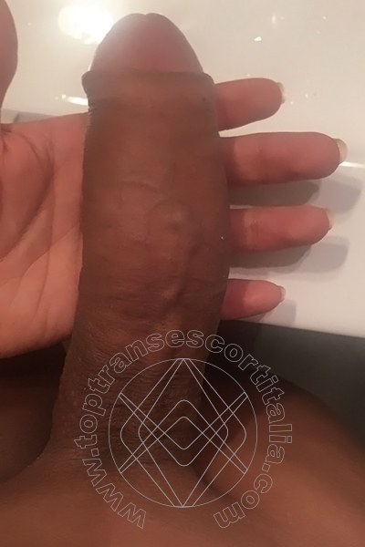 Foto selfie hot 4 di Angeles Cid transescort Madrid